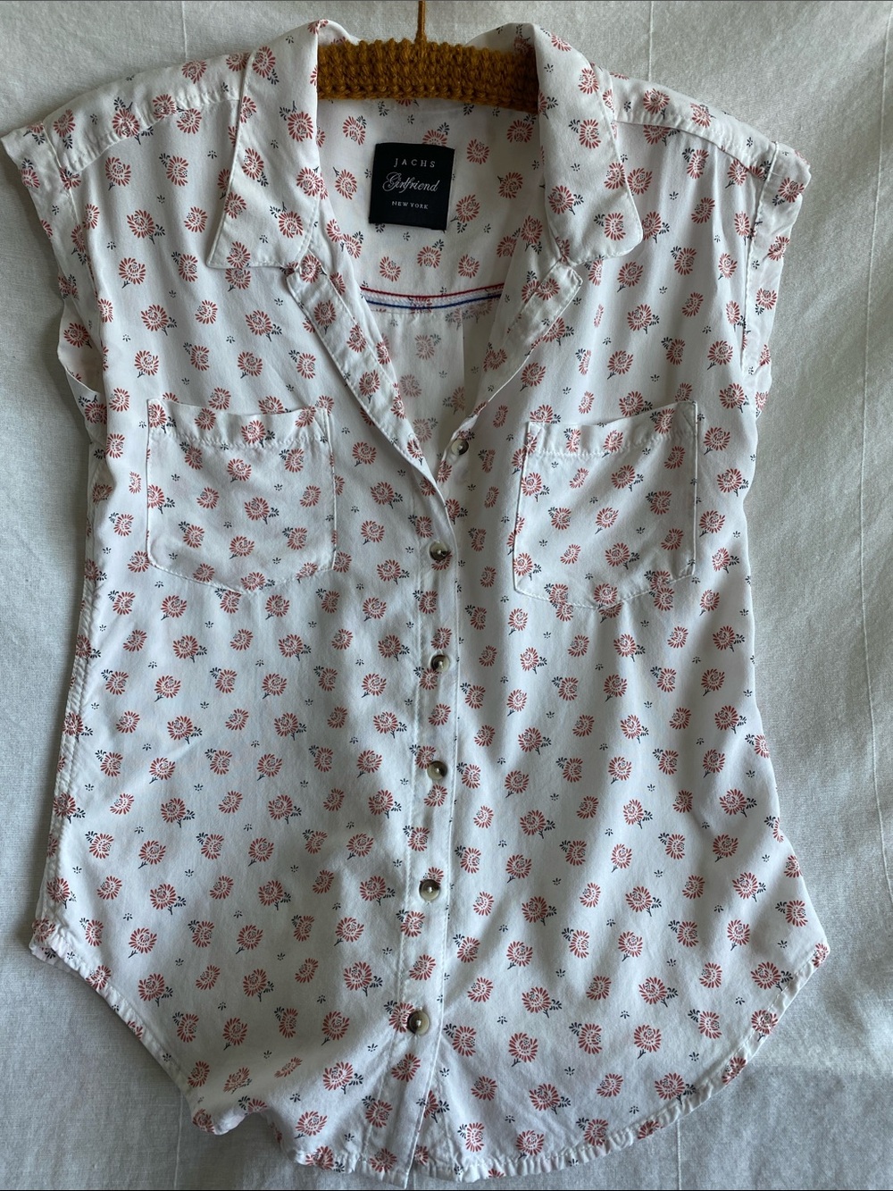 Jachs White Button-Front Floral Cap Sleeve Shirt
